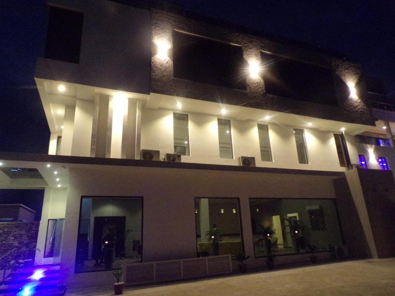 The Mayhill Lekki Exterior photo