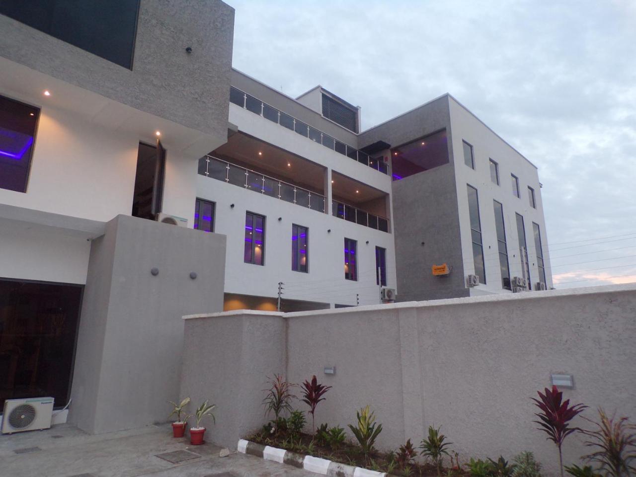 The Mayhill Lekki Exterior photo