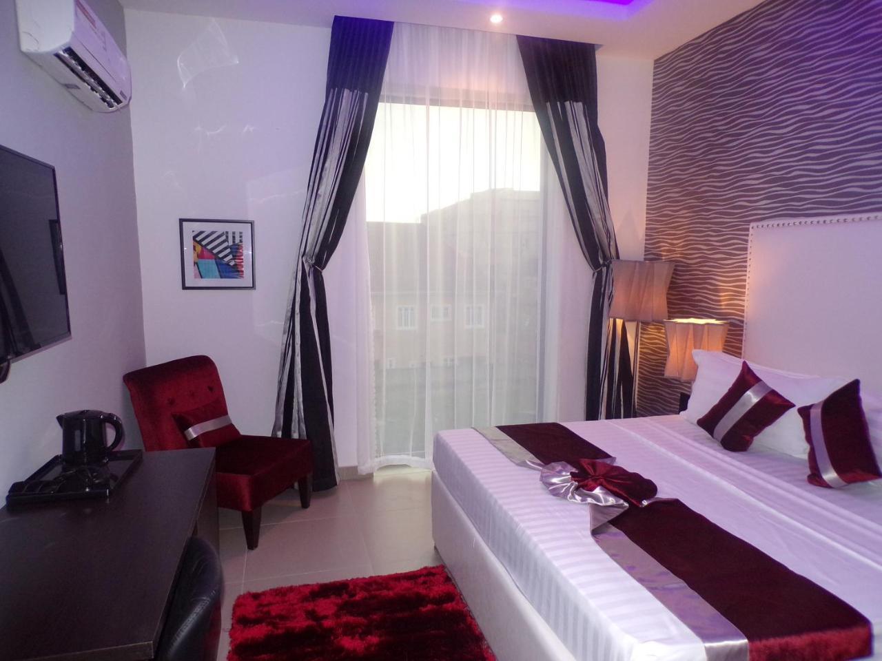 The Mayhill Lekki Exterior photo